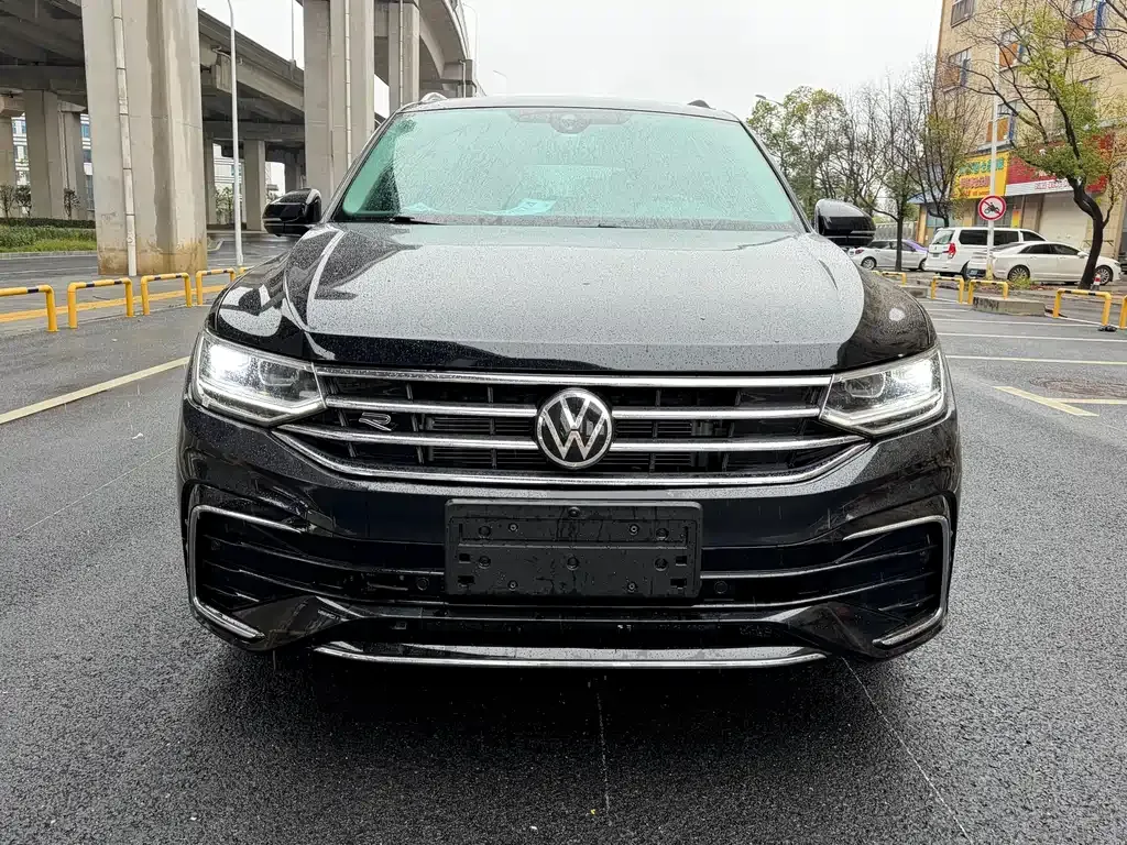 Volkswagen Tiguan L 2023 из CN, фото 10