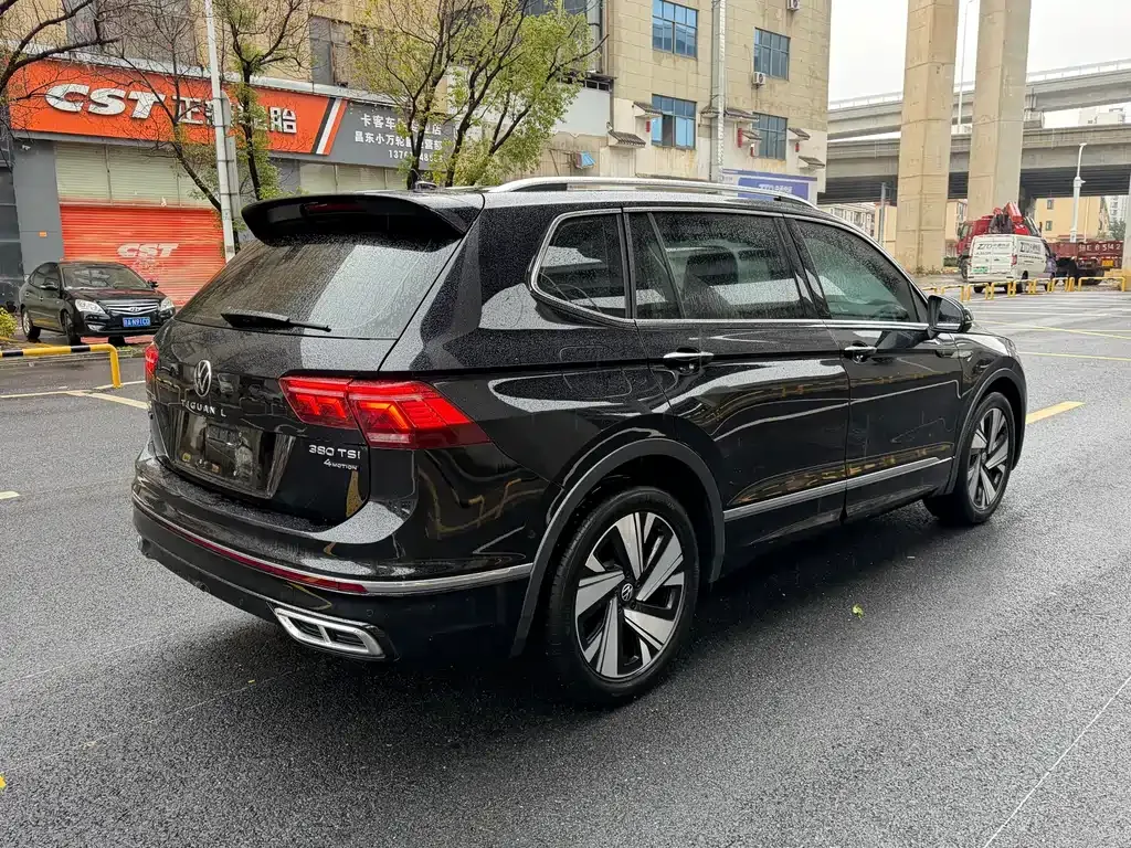 Volkswagen Tiguan L 2023 из CN, фото 6