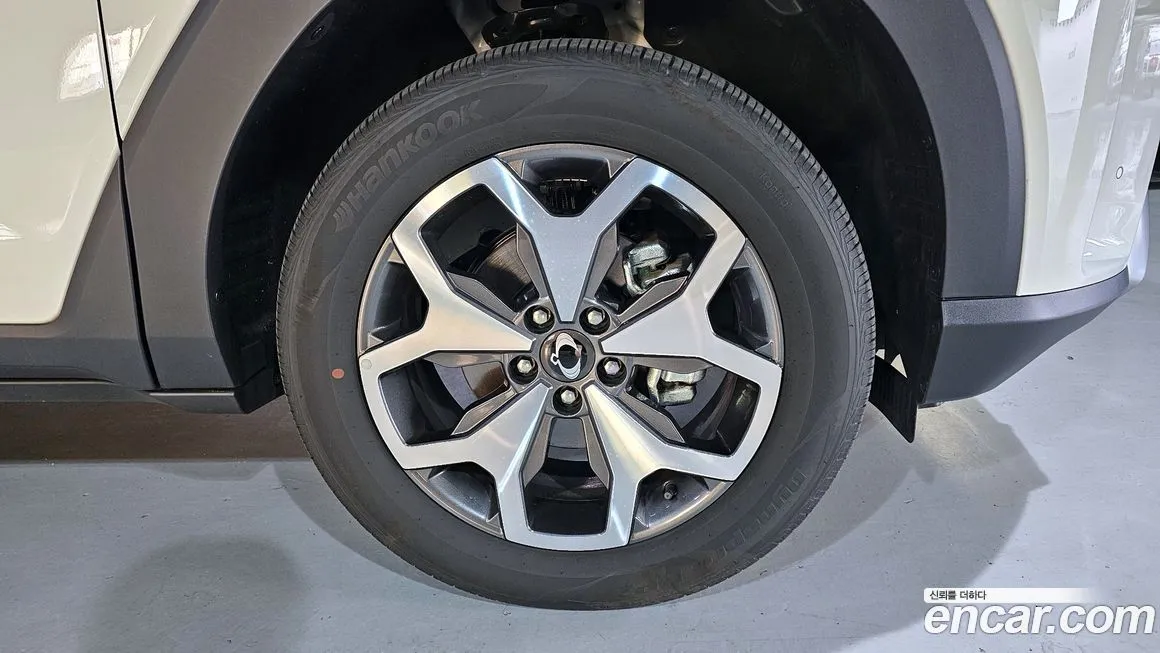 KG Mobility (Ssangyong) Torres — фото 6
