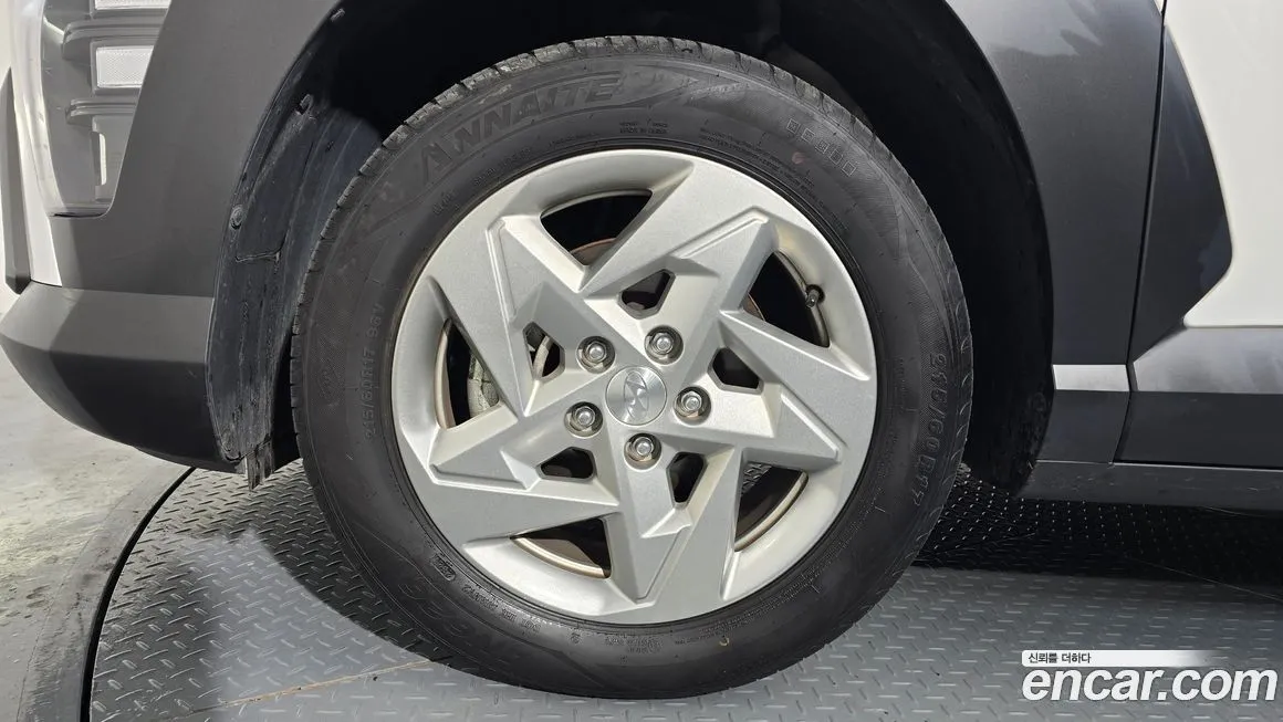 Hyundai Kona 2023 из KR, фото 9