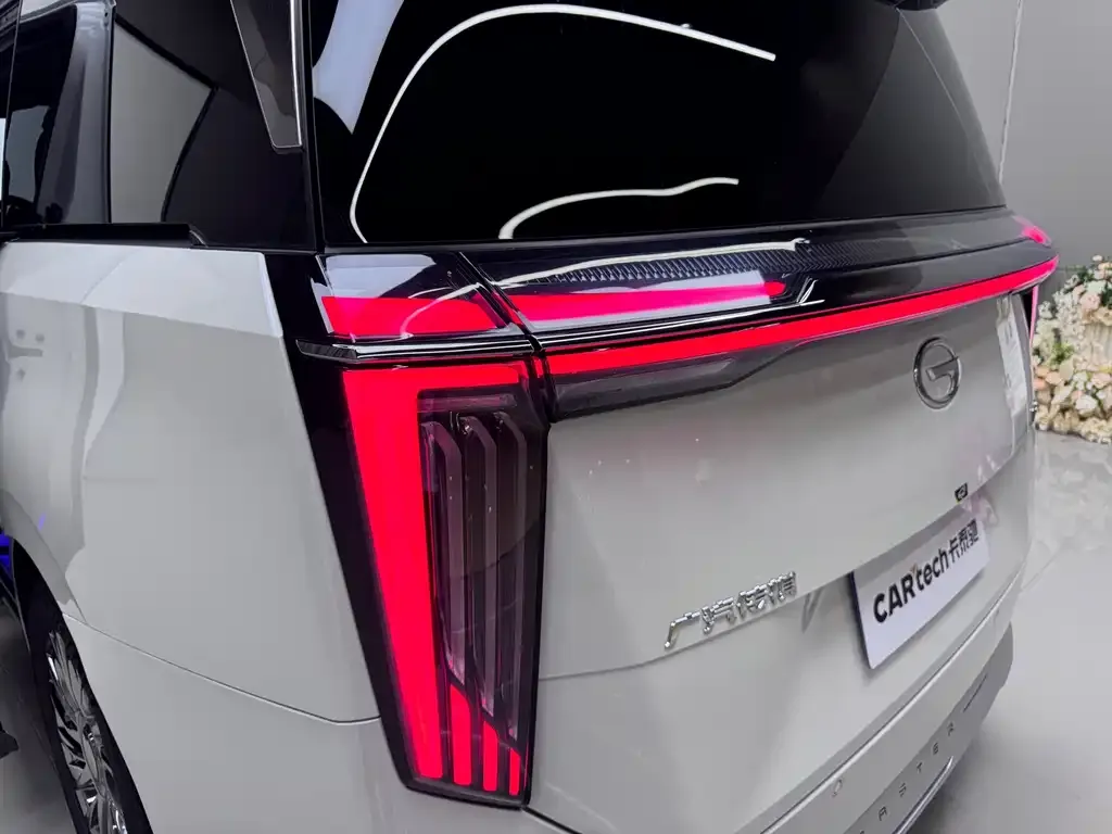 GAC Motor Trumpchi M8 — фото 9