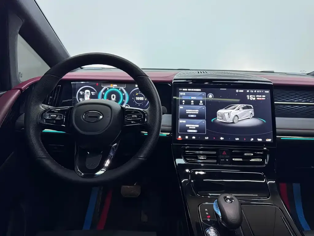 GAC Motor Trumpchi M8 — фото 10