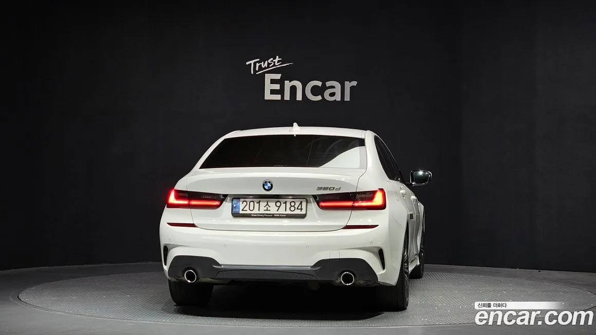 BMW 3-Series 2021 из KR, фото 2