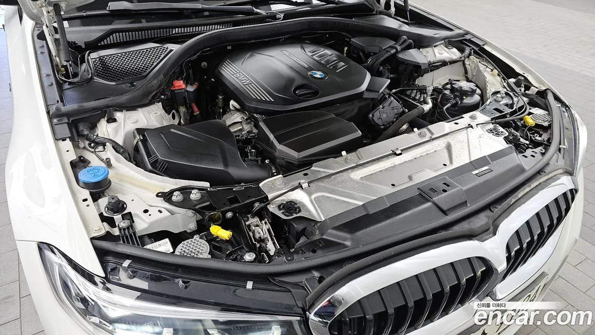 BMW 3-Series 2021 из KR, фото 10