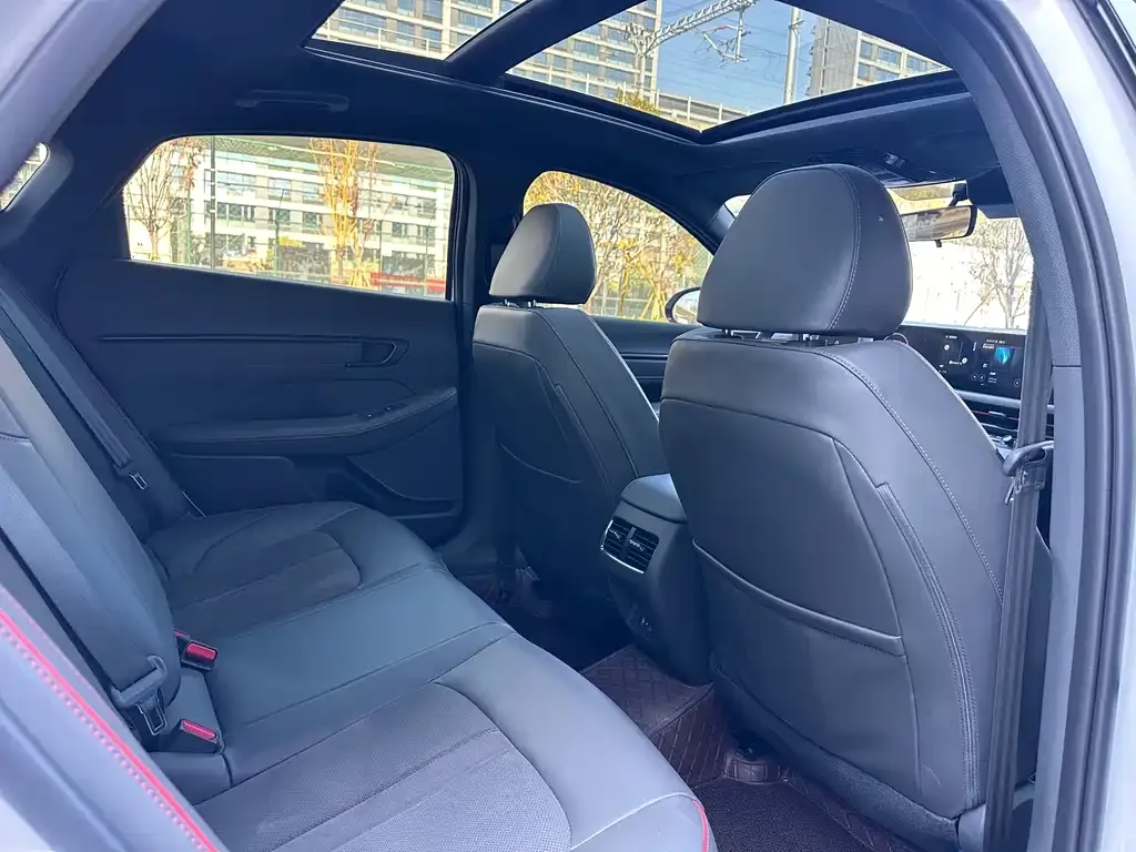 Hyundai Sonata 2025 из CN, фото 2