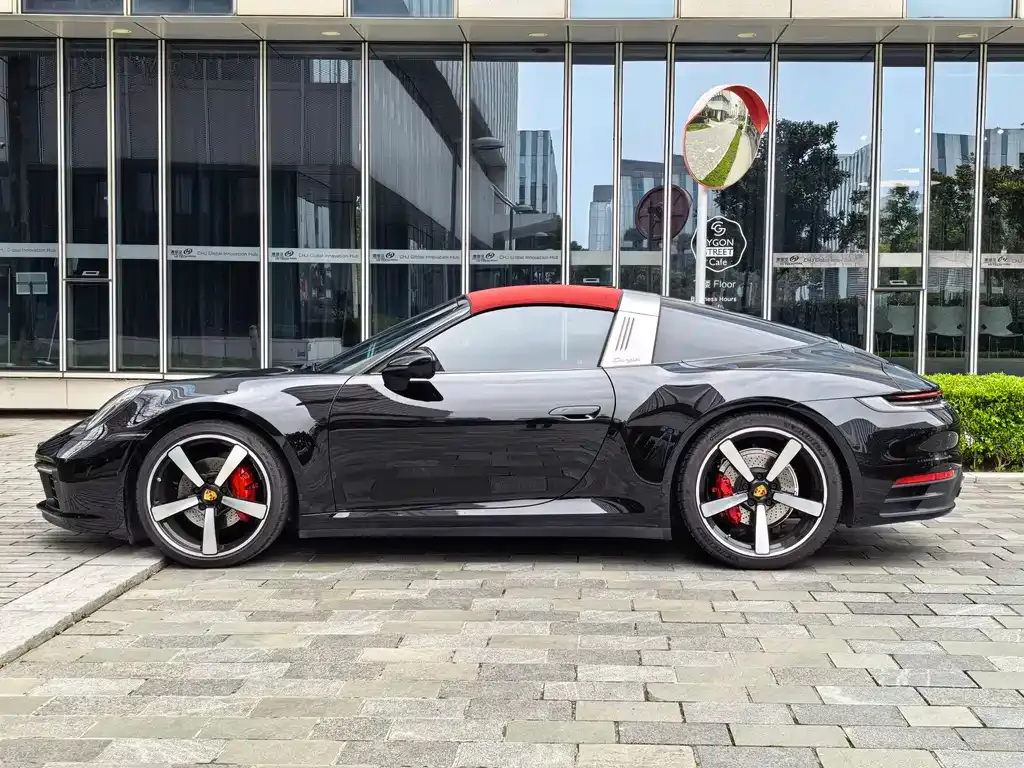 Porsche 911 2021 из CN, фото 4