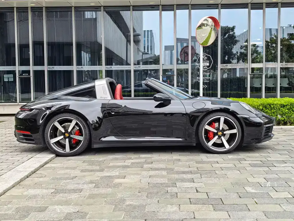 Porsche 911 2021 из CN, фото 3