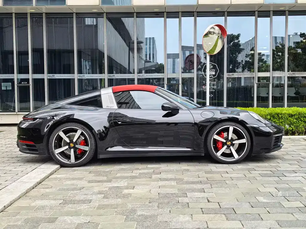 Porsche 911 2021 из CN, фото 5