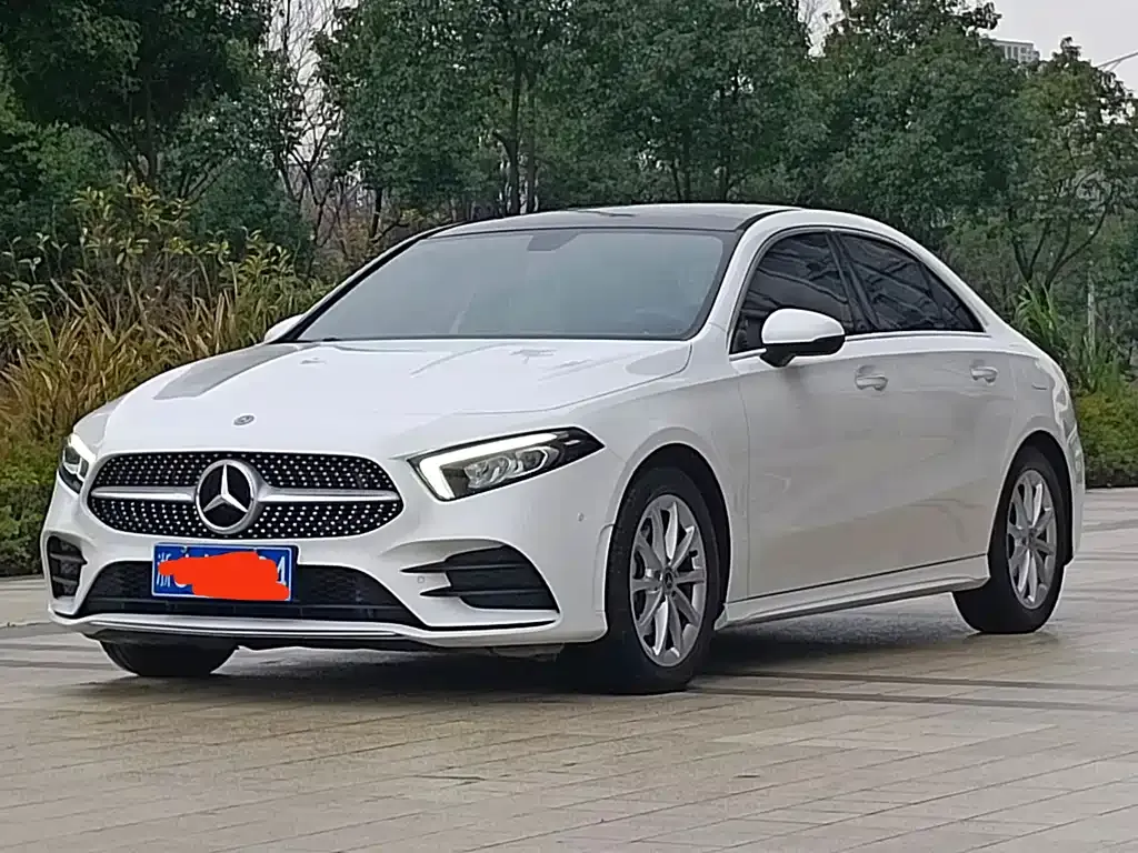 Mercedes-Benz A-Class — фото 8
