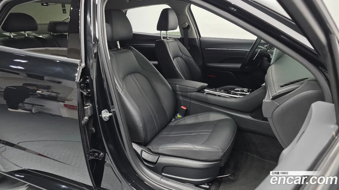 Hyundai Sonata 2022 из KR, фото 2