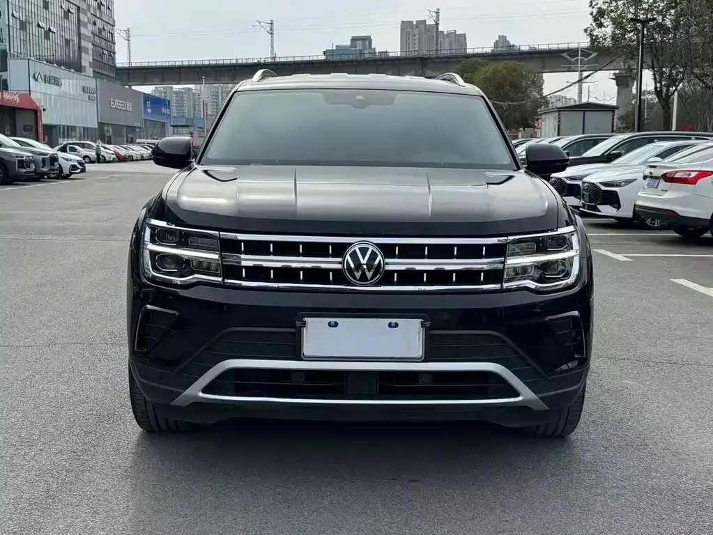 Volkswagen Teramont 2023 из CN, фото 10