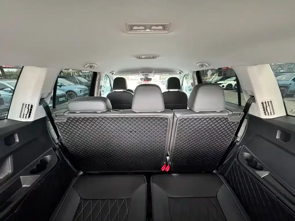 Volkswagen Teramont 2023 из CN, фото 2