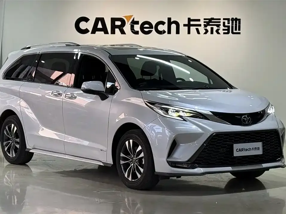 Toyota Granvia — фото 6