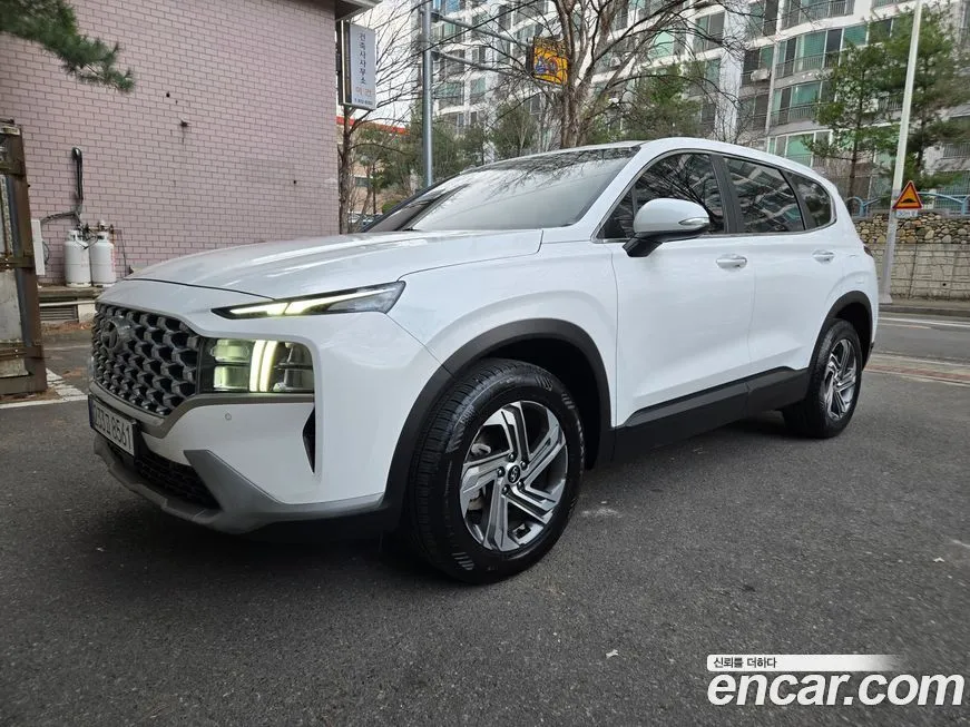 Hyundai Santafe — фото 1