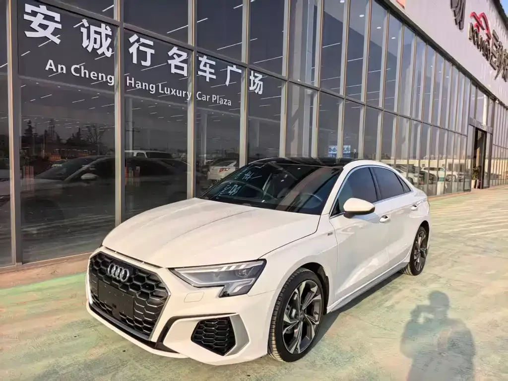 Audi A3 2021 из CN, фото 1