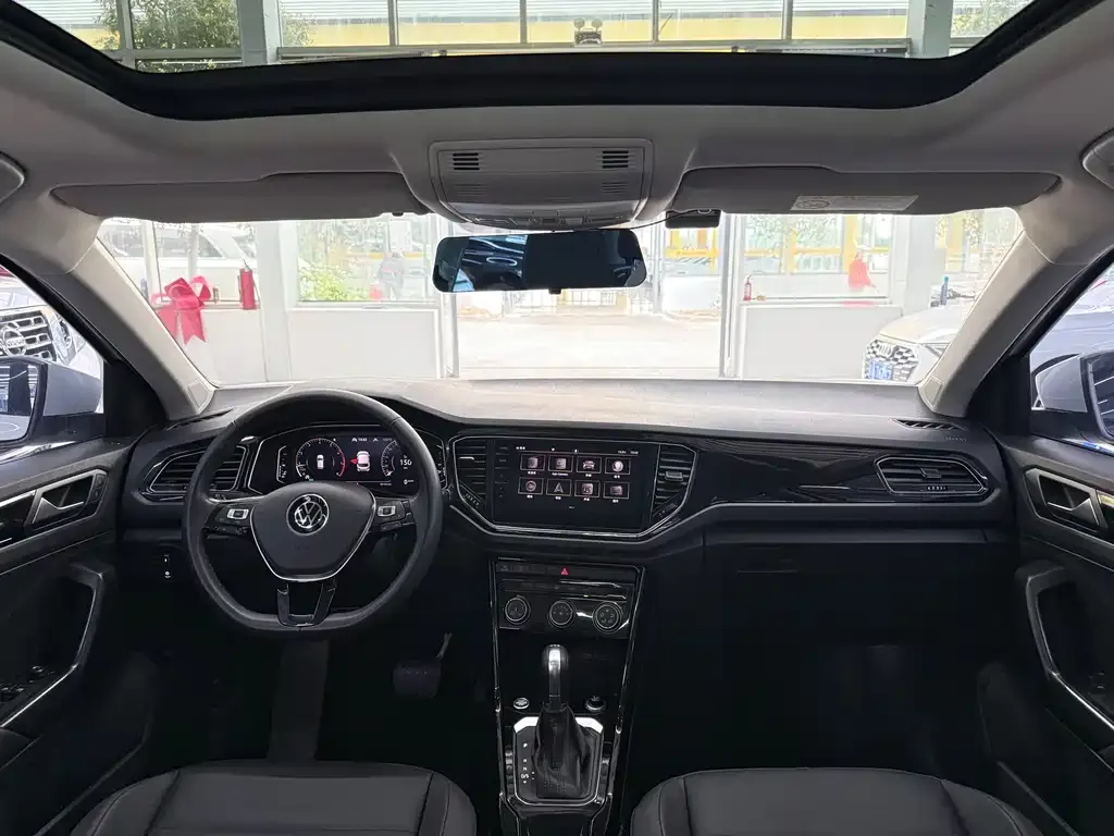 Volkswagen T-Roc 2021 из CN, фото 9