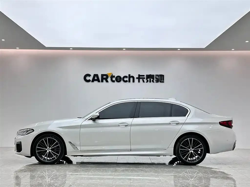 BMW 5 Series — фото 3