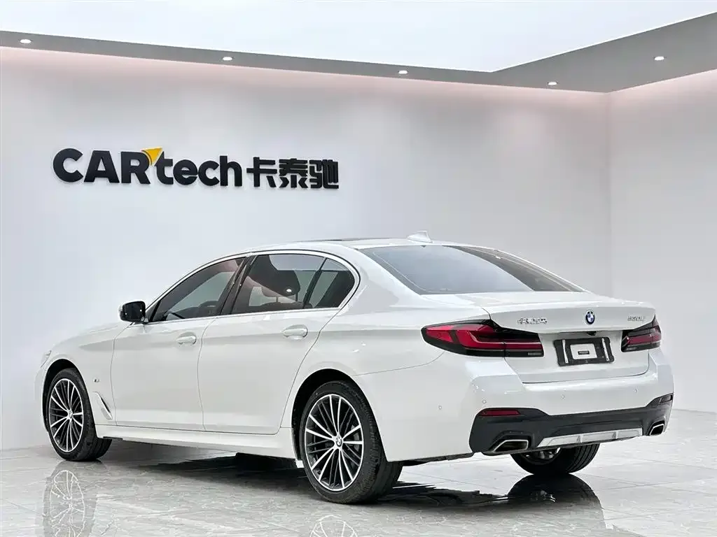 BMW 5 Series — фото 4