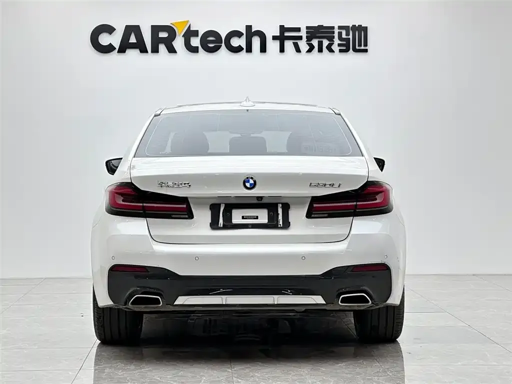 BMW 5 Series — фото 2