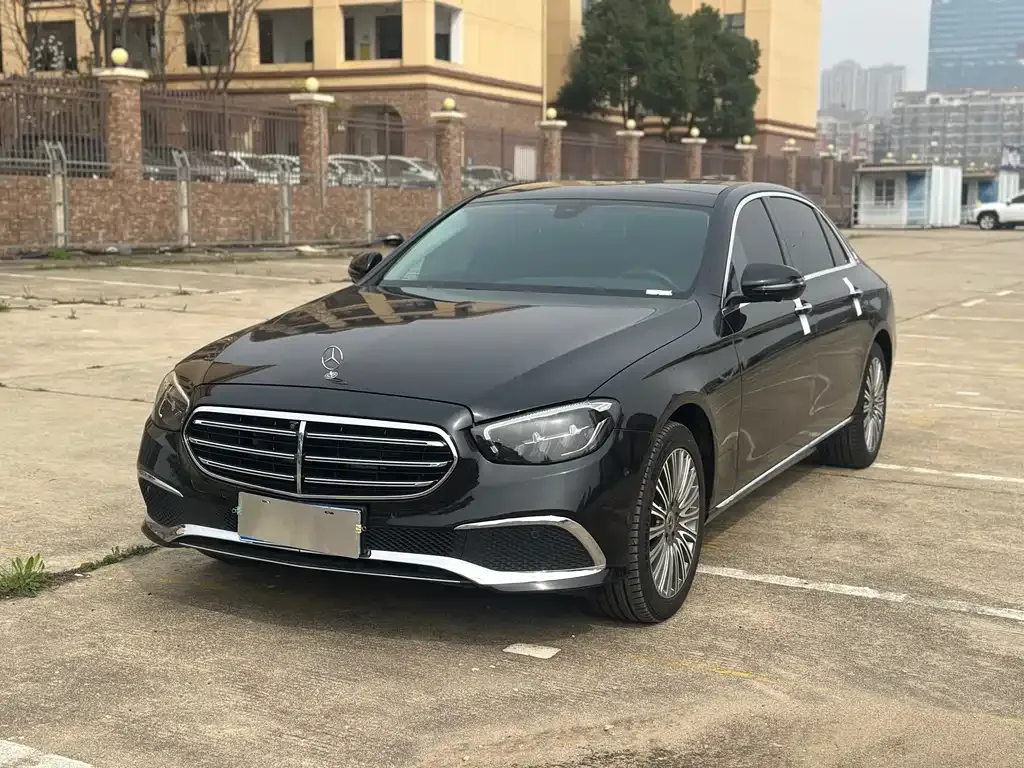 Mercedes-Benz E-Class 2023 из CN, фото 1