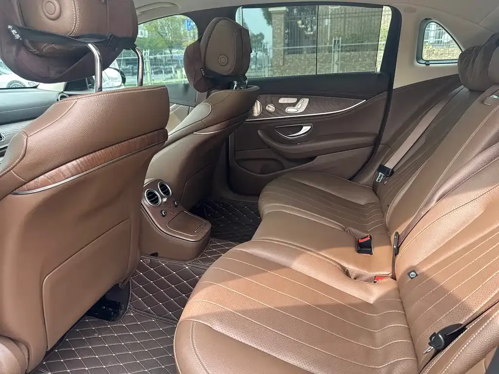 Mercedes-Benz E-Class 2023 из CN, фото 6