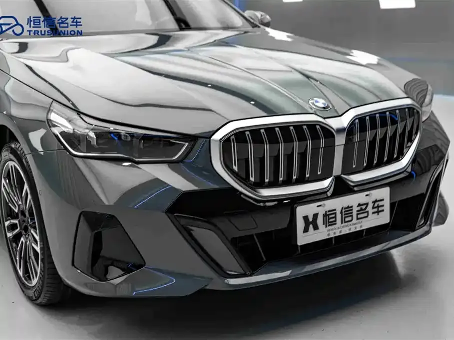 BMW 5 Series — фото 3
