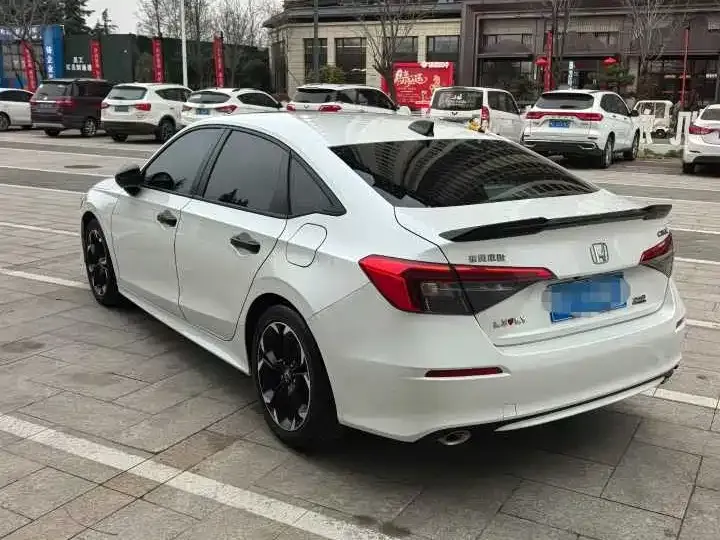 Honda Civic — фото 7