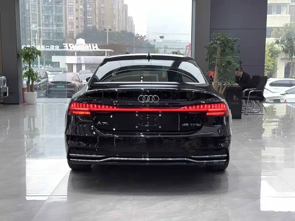 Audi A7L — фото 4