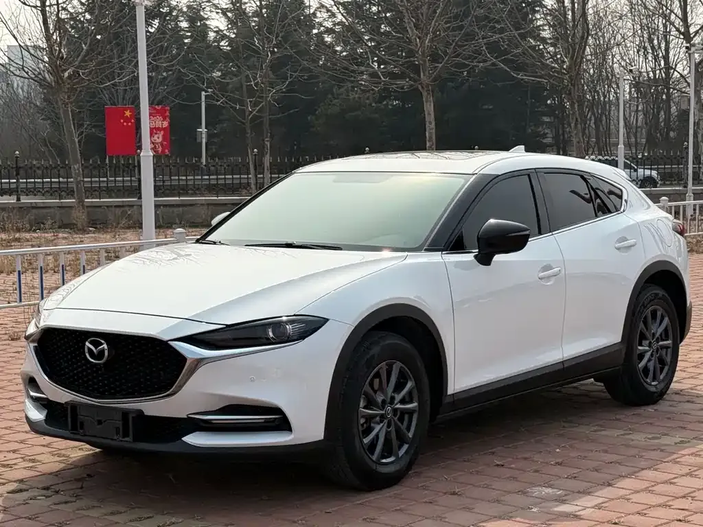 Mazda CX-4 — фото 1