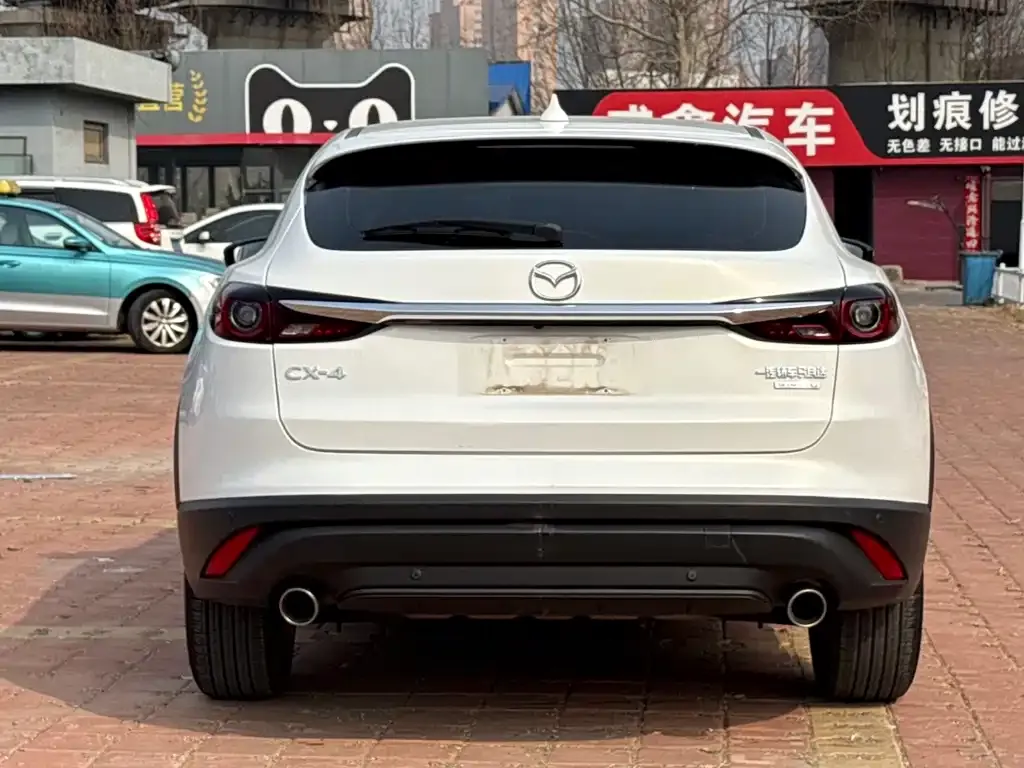 Mazda CX-4 — фото 2