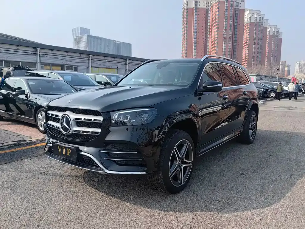 Mercedes-Benz GLS — фото 1