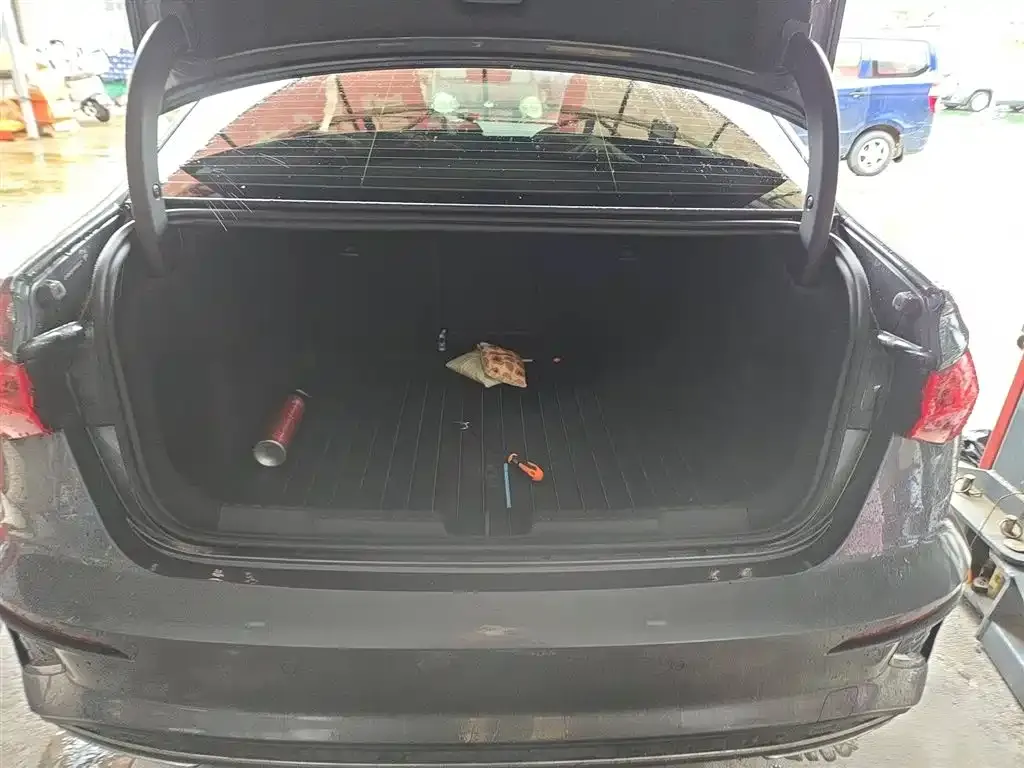 Audi A3 2023 из CN, фото 3
