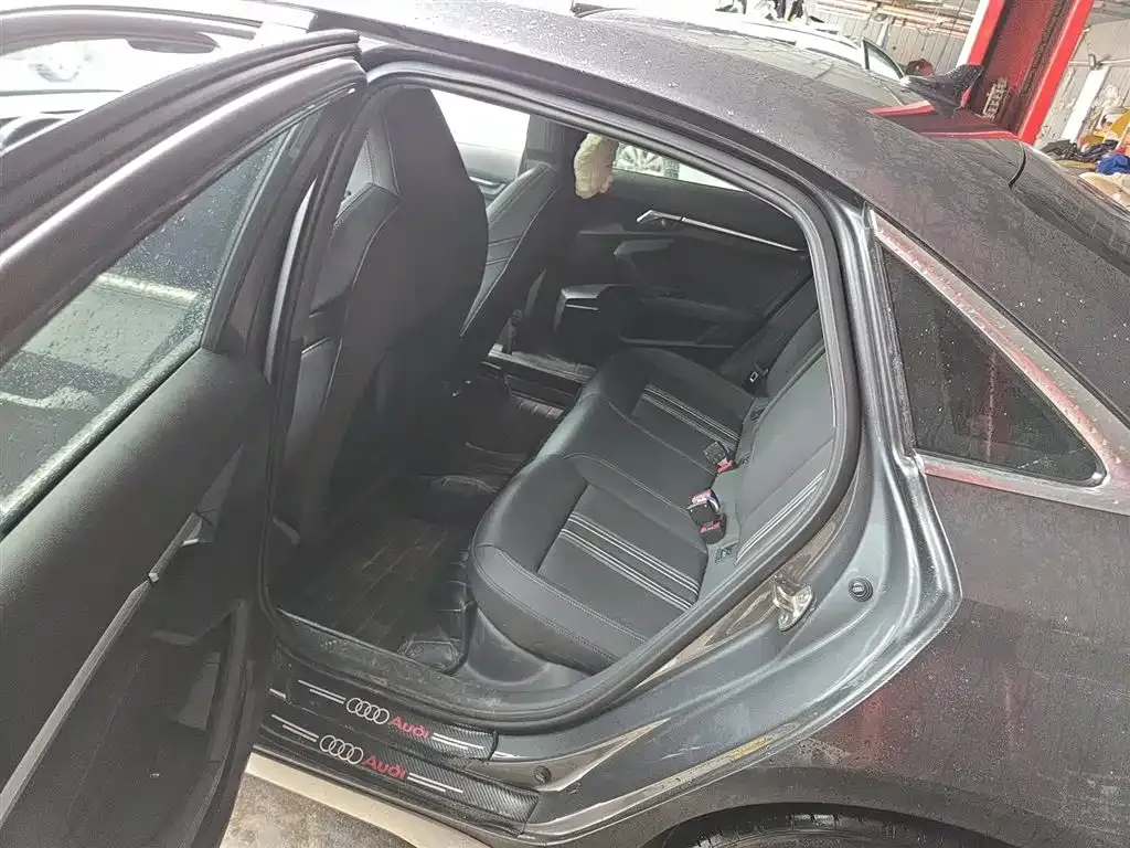 Audi A3 2023 из CN, фото 9