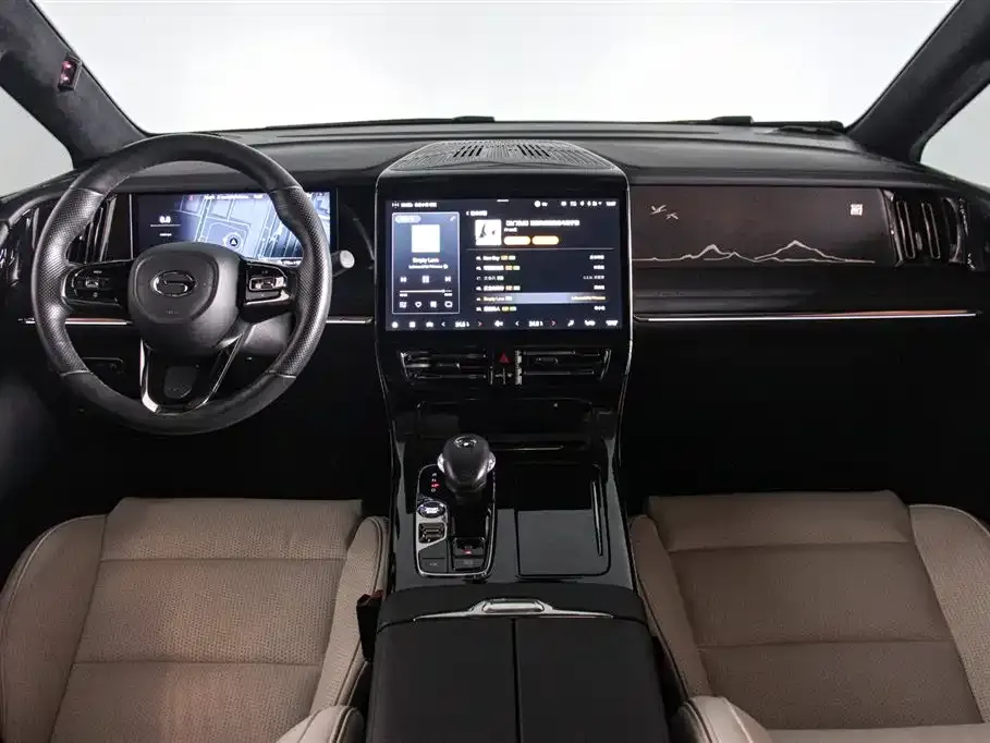 GAC Motor Trumpchi M8 — фото 10