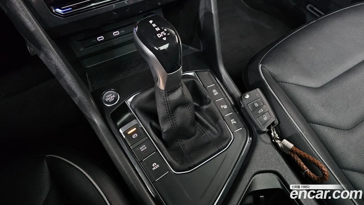 Volkswagen Tiguan — фото 7