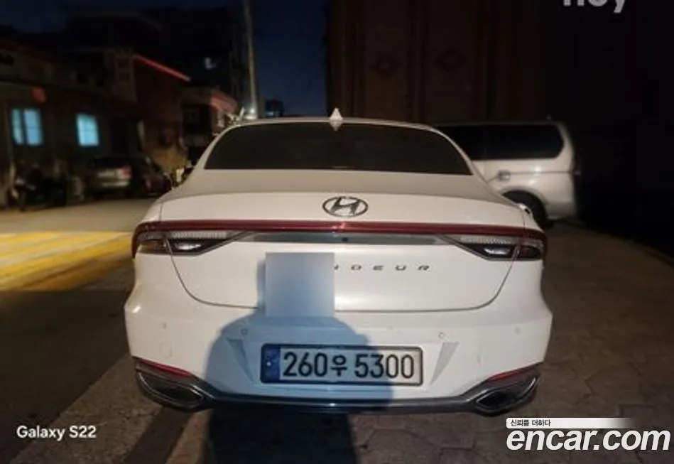 Hyundai Grandeur 2023 из KR, фото 2