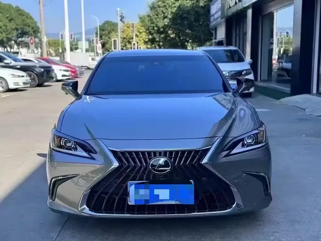 Lexus ES 2024 из CN, фото 6