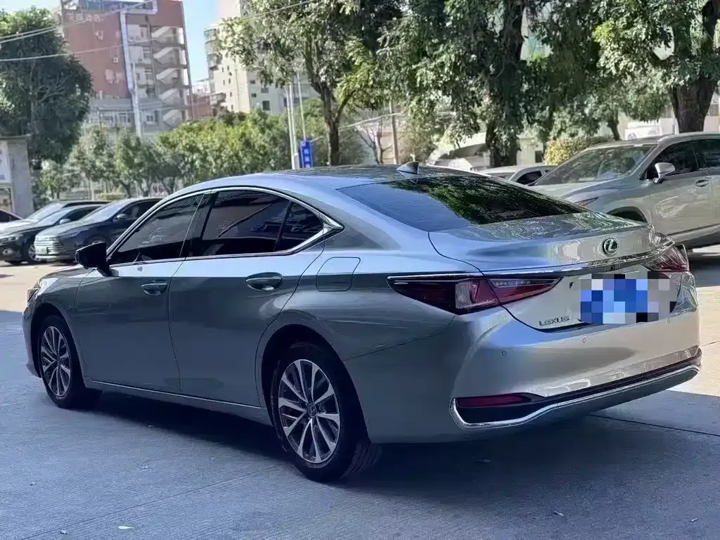 Lexus ES 2024 из CN, фото 5