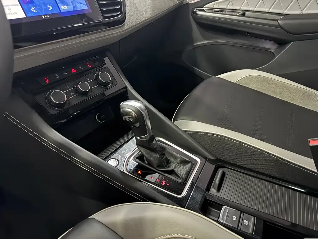 Jetta VS7 2023 из CN, фото 10