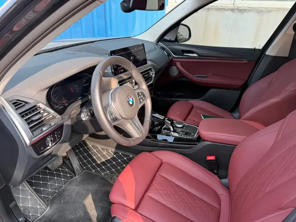 BMW X3 2024 из CN, фото 2