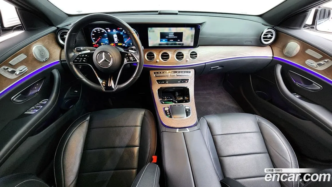 Mercedes-Benz E-Class — фото 10