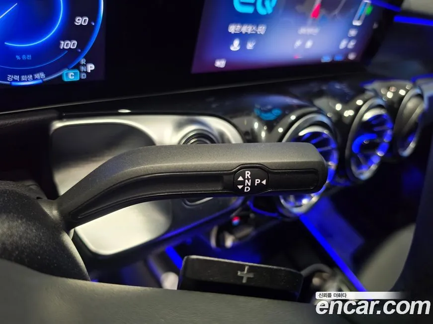 Mercedes-Benz EQB 2026 из KR, фото 9