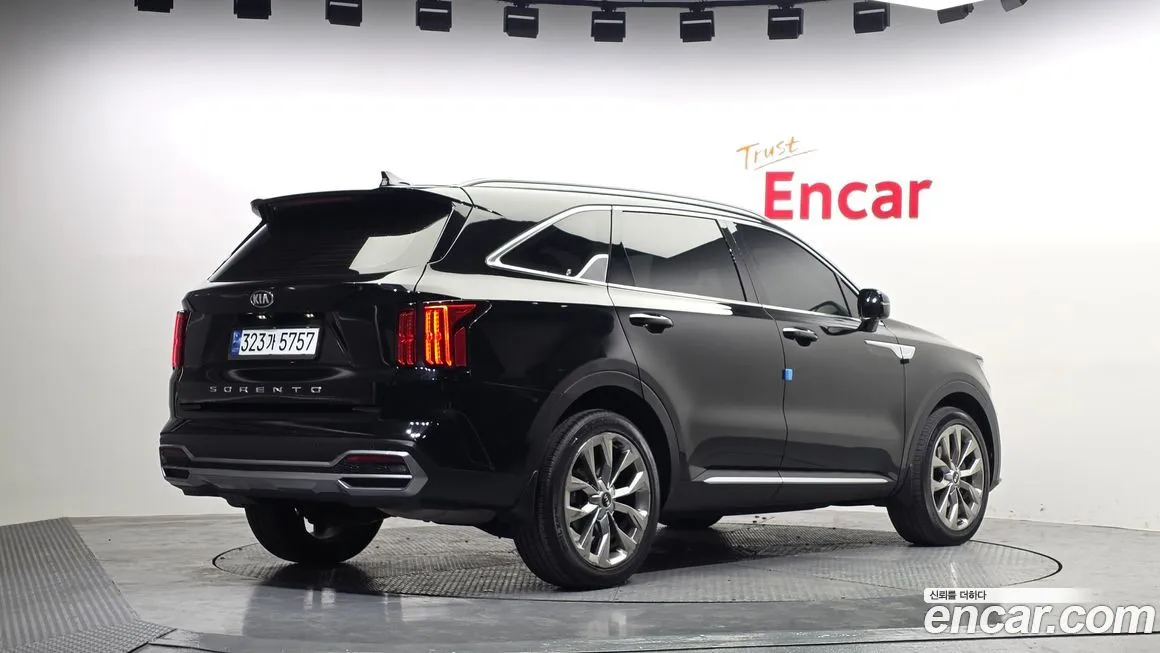 Kia Sorento — фото 3