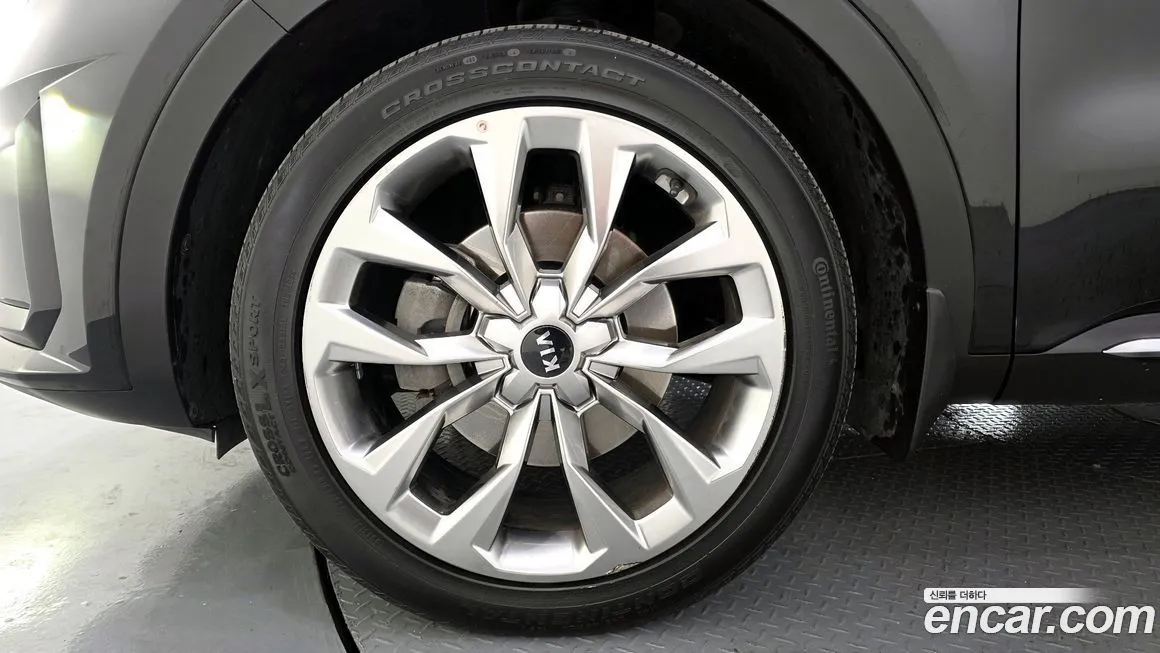Kia Sorento — фото 4