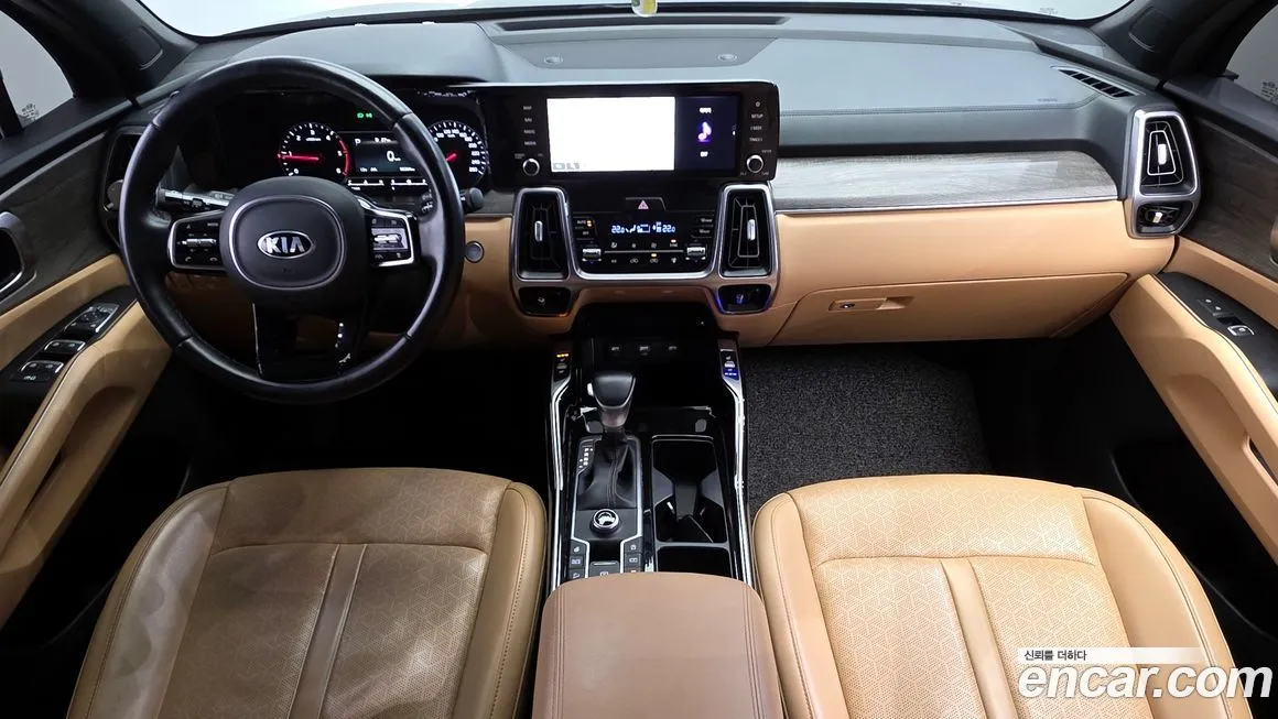 Kia Sorento — фото 9