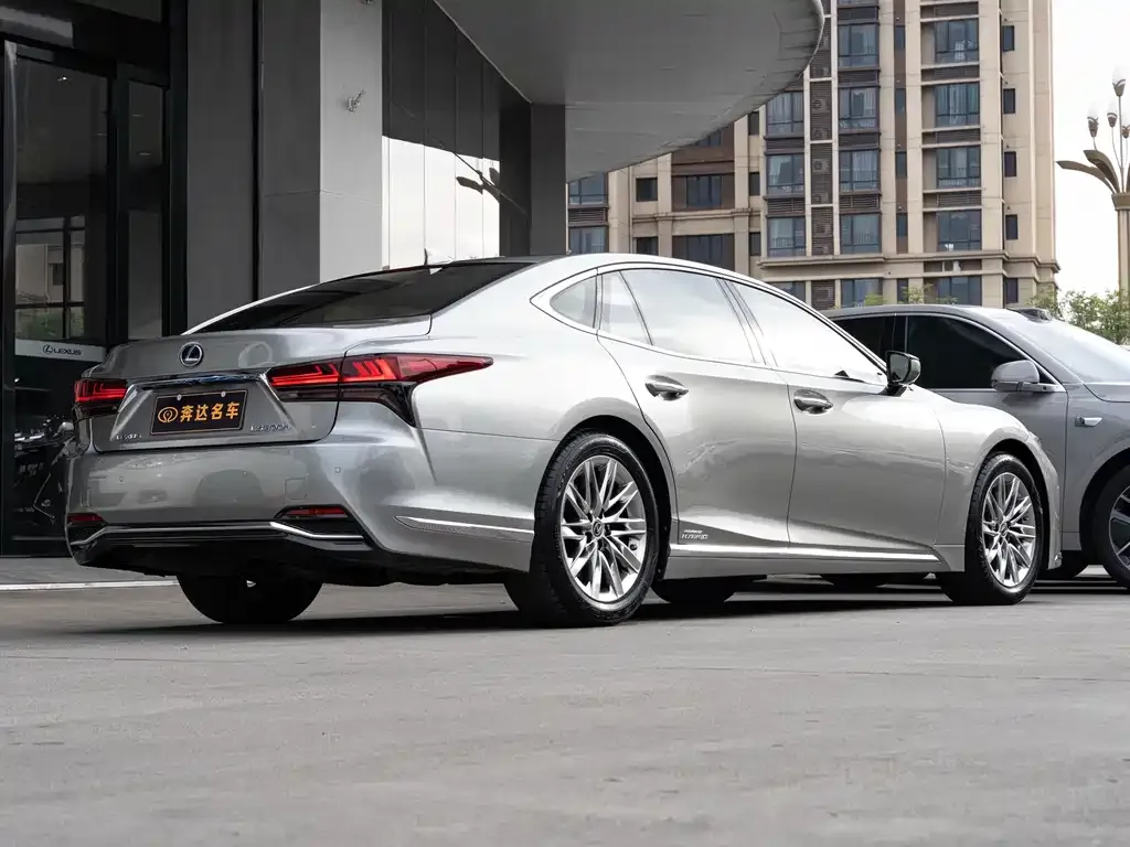Lexus LS 2021 из CN, фото 3