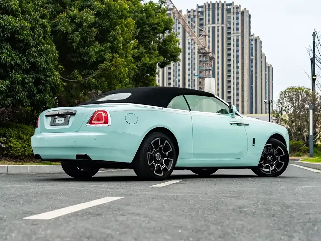 Rolls-Royce Dawn 2023 из CN, фото 10