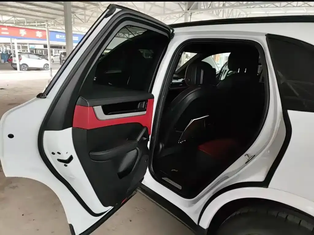 Porsche Cayenne 2024 из CN, фото 3