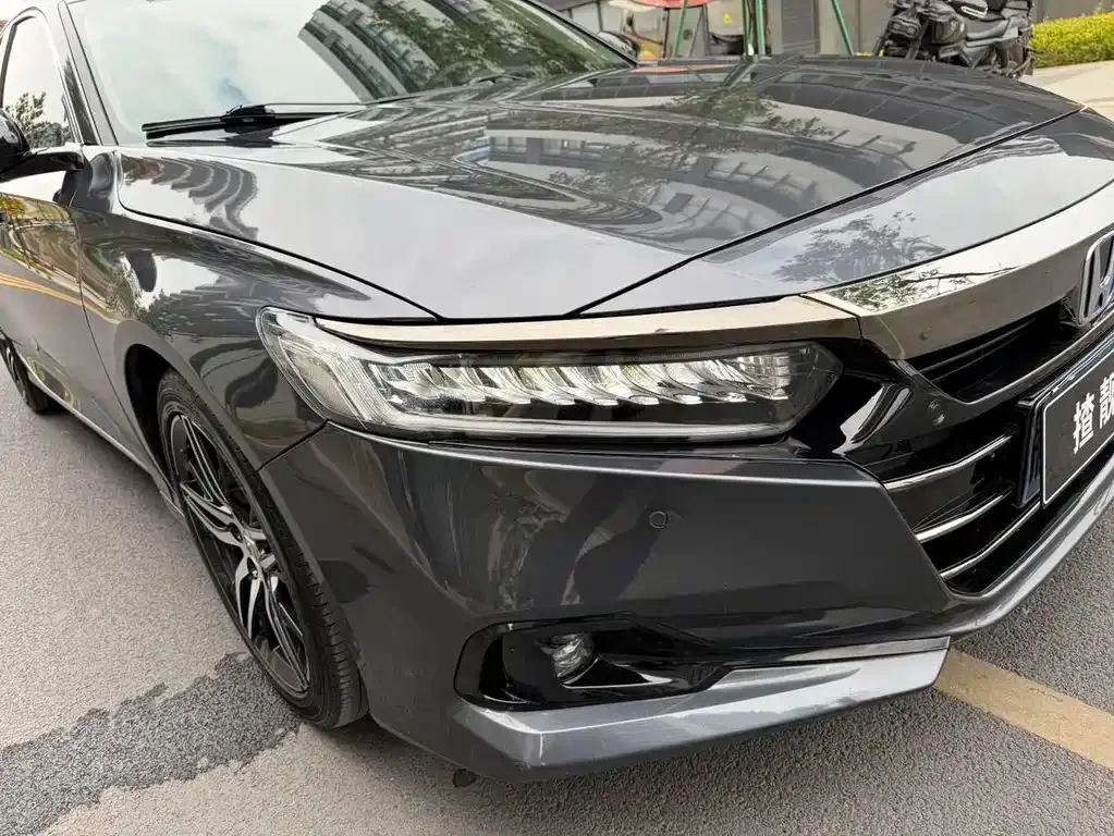 Honda Accord — фото 4