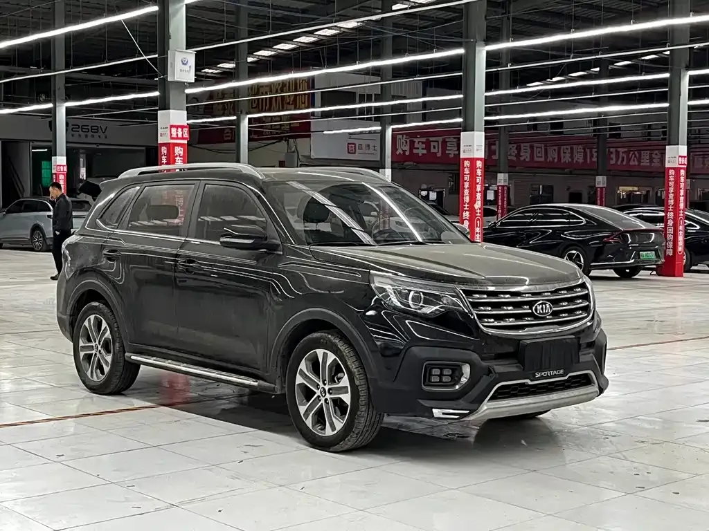 Kia Sportage — фото 6